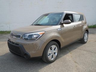 Used 2015 Kia Soul Base in Clinton Township, Michigan