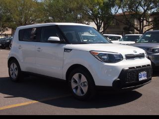 Used 2016 Kia Soul Base in Glendale, California
