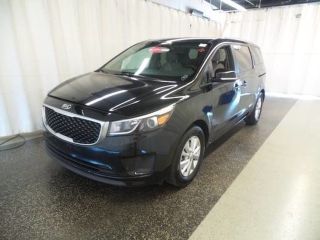 Used 2016 Kia Sedona LX in Overland Park, Kansas