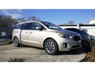 Used 2015 Kia Sedona SX in Norwood, Massachusetts