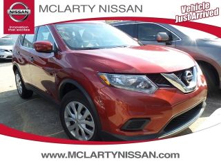 Used 2016 Nissan Rogue S in North Little Rock, Arkansas