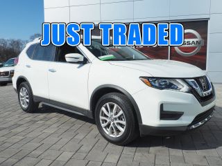 Used 2017 Nissan Rogue SV in Fairless Hills, Pennsylvania