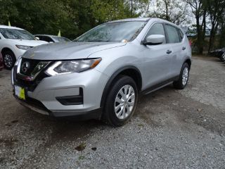 Used 2017 Nissan Rogue S in Louisville, Kentucky