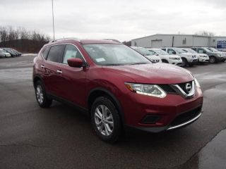 Used 2016 Nissan Rogue SV in Zelienople, Pennsylvania