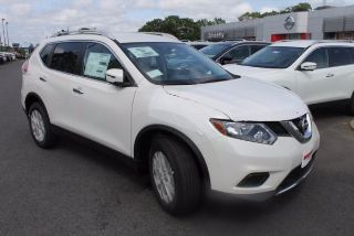 Used 2016 Nissan Rogue SV in Waldorf, Maryland