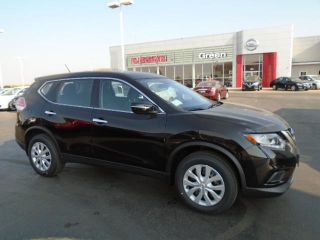 Used 2015 Nissan Rogue S in Springfield, Illinois