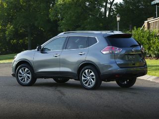 Used 2015 Nissan Rogue S in Wilton, Connecticut
