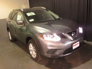 Used 2016 Nissan Rogue SV in Glen Burnie, Maryland