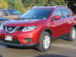 Used 2016 Nissan Rogue SV in Bellevue, Washington