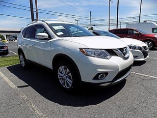 Used 2016 Nissan Rogue SV in Mechanicsburg, Pennsylvania