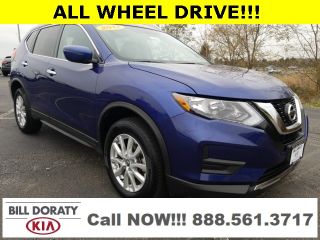 Used 2017 Nissan Rogue SV in Medina, Ohio