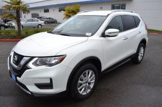 Used 2017 Nissan Rogue SV in Marysville, Washington