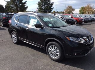 Used 2017 Nissan Rogue SV in Liverpool, New York