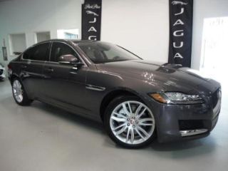 Used 2016 Jaguar XF Prestige in Plano, Texas