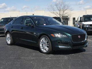 Used 2016 Jaguar XF Prestige in Naperville, Illinois