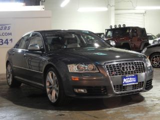 Audi S8 2009