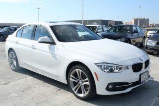 Used 2018 BMW 3 Series 330i xDrive in Alexandria, Virginia