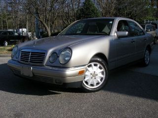 Mercedes-Benz E 300 1998