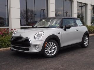 Used 2014 Mini Cooper in Schaumburg, Illinois
