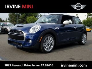 Used 2018 Mini Cooper S in Irvine, California
