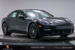 Used 2018 Porsche Panamera in Woodland Hills, California
