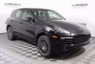 Used 2017 Porsche Cayenne in Lincolnwood, Illinois