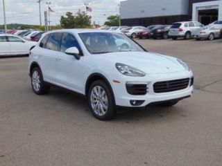 Used 2017 Porsche Cayenne S in Farmington, Michigan