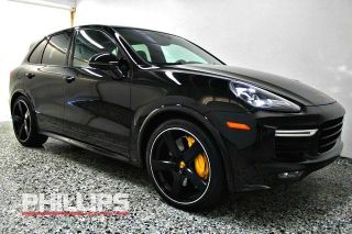 Used 2016 Porsche Cayenne Turbo in Newport Beach, California