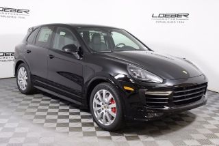 Used 2017 Porsche Cayenne Turbo in Lincolnwood, Illinois