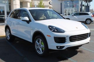Used 2016 Porsche Cayenne S E-Hybrid in Fargo, North Dakota