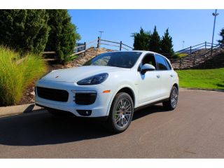 Used 2017 Porsche Cayenne S E-Hybrid in Merriam, Kansas