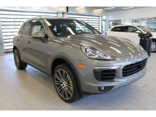 Used 2016 Porsche Cayenne S E-Hybrid in Bellingham, Washington