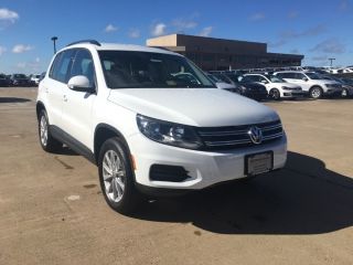 Volkswagen Tiguan S 2017