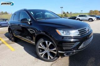 Used 2017 Volkswagen Touareg Wolfsburg Edition in Glenview, Illinois