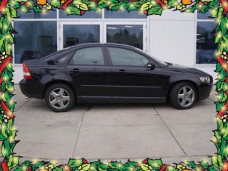 Used 2005 Volvo S40 T5 in New Brighton, Minnesota