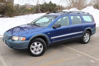 Used 2002 Volvo V70 XC in Minnetonka, Minnesota