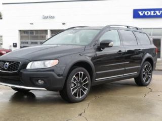 Used 2016 Volvo XC70 T5 in Farmington Hills, Michigan