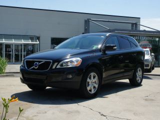 Used 2010 Volvo XC60 in Farmington Hills, Michigan